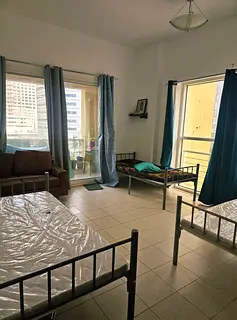 Executive Bed Space (Insuite Bathroom, Balcony and Living Area)