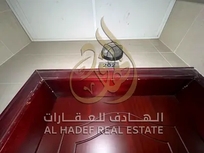 🔥🔥 استوديو للإيجار السنوي في البوطينة – بلكونة وموزع ومساحة واسعة جداً 🔥🔥  🏡 فرصة مميزة للراغبين في السكن بمنطقة البوطينة، إحدى المناطق الحيوية ف