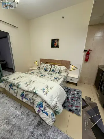 استوديو مفروش بالكامل للايجار السنوي بابراج الياسمين عجمان موقع مميز وتصميم راقي وسهوله الوصول لي دبي والشارقه