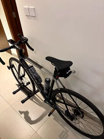 BRAND NEW ORBEA Carbon road bicycle with bottle cage and rear rack