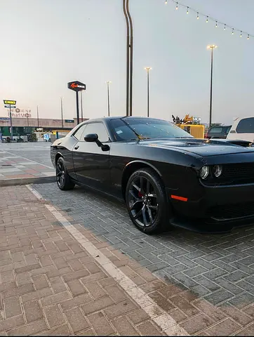 Dodge Challenger SXT 2022 | V6 Performance | Canadian Specs