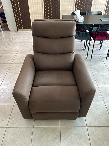 PAN home recliner - single - AED150