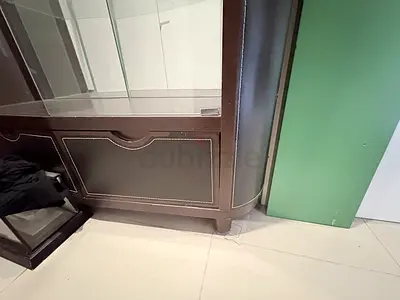Dark Wood Display Cabinet / China Cabinet - Compact Curio Unit