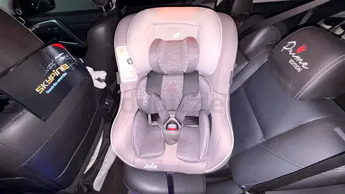 Joie SPIN 360 - infant car seat - good condition.
