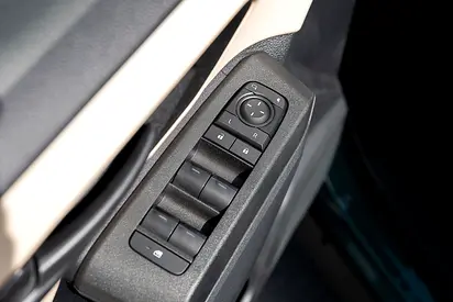 2026 Toyota RAV 4 照片 8