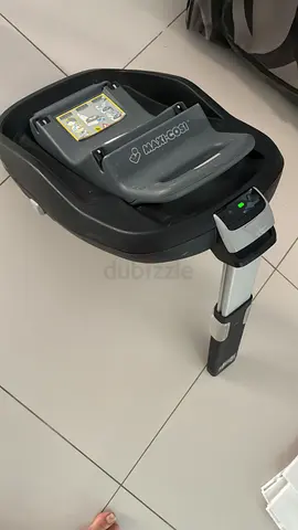 Maxi-Cosi Infant Car Seat Base (ISOFIX) - Good Condition