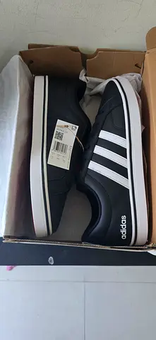 Adidas VS Pace 2.0 sneakers BRAND NEW (US 14) EMAAR SOUTH
