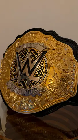 WWE World Heavyweight Championship - Real Belt