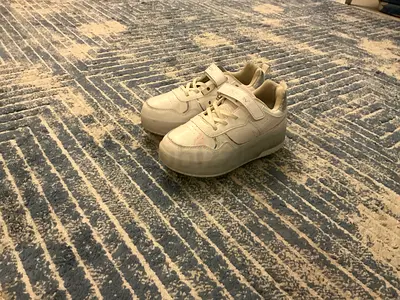 White platform sneakers/skates in good used condition, size approx. EU 36