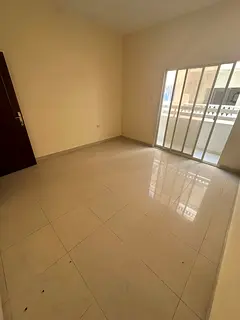 One bedroom and living room, central air conditioning, 2 balconies, large area, excellent layout, 6