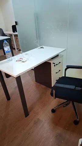 Brand new office table