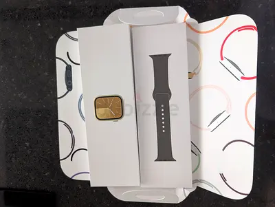 Apple Watch Series 9 Gold + Strap