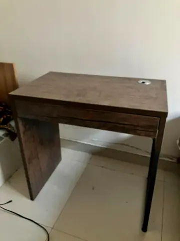 Computer table for sale
