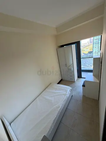 🏠 🔥 Luxury private Room for Rent with balcony | Cluster V, JLT | Prime Location 🔥🚀
