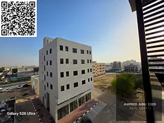 Luxury brand-new 3BHK apartment with 3 bathrooms, 2 balconies and free parking. Full maintenance inc