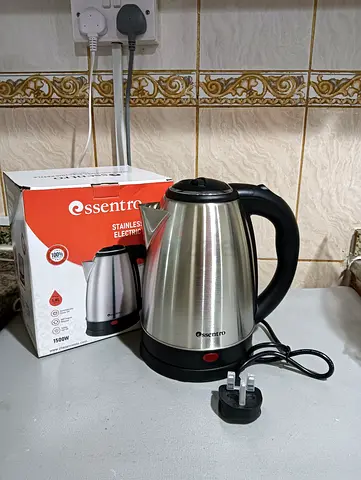 Essentro Stainless Steel Electric Kettle - 1.8L, Good Condition