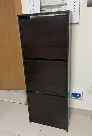 Shoe Rack / Shoe Cabinet for Sale – Excellent Condition