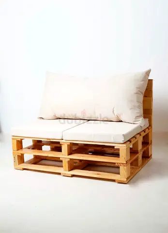Four-Seater Crate Pallett Furniture Set for Garden or balcony