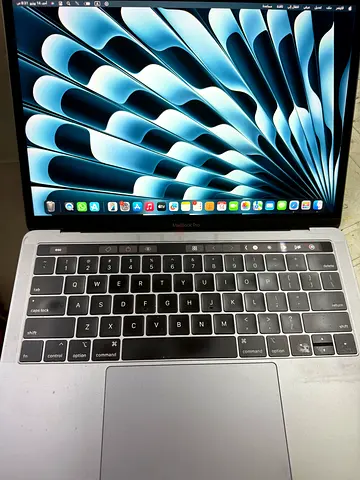 ماك بوك برو تاتش بار ، MacBook Pro Touch Bar