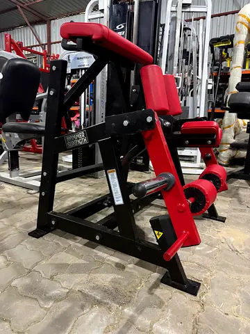 HAMMER STRENGTH
ISO-LATERAL KNEELING LEG CURL - AED 7000
