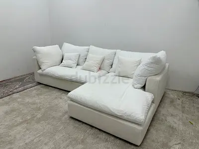 Excellent condition the one lshape sofa