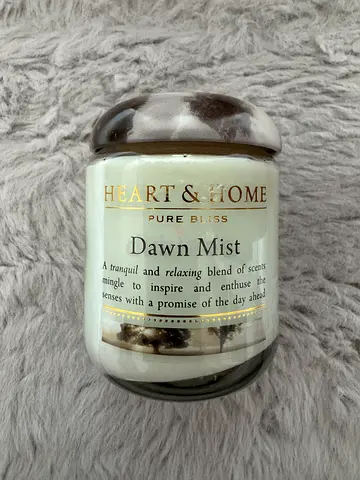 Heart  Home Dawn Mist Scented Candle – Brand New, Never Lit