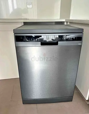 . Model Siemens iQ300 Three Rack Dishwasher WiFi Smart Connect Black