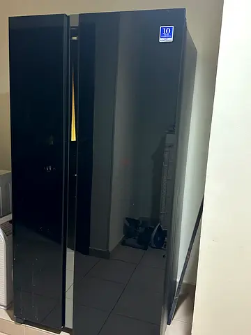 Hitachi side-by-side doors fridge