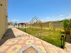 SWIMMING POOL | MODERN ELEGANT DESIGN | SPACIOUS GARDEN