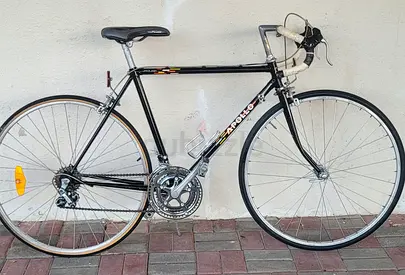 Vintage Apollo Road Bike - Lightweight Steel Frame, 21-Speed