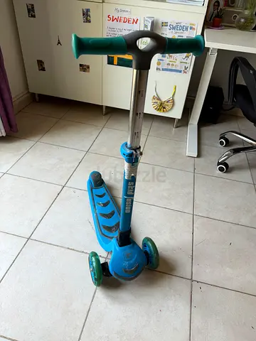 Kids scooter