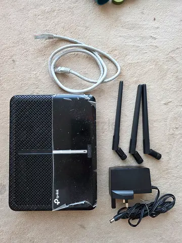 TP-Link Wireless Router with 3 Antennas