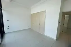 Family room available in Jumeirah 1 near big masjid