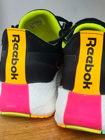 Reebok new speaker shoes very comfortable