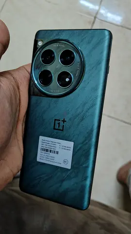 OnePlus 12
