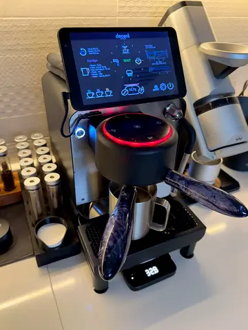 Decent Espresso DE1 Pro Black 220V with V2 Group Head Upgrade