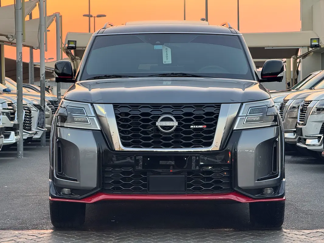 Nissan Patrol 2022 — photo 1 of 20