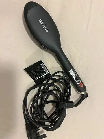 GHD Straightening Brush - New