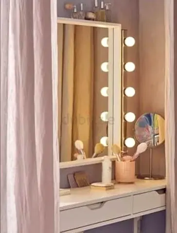 Vegas Music Vanity wall lamp
