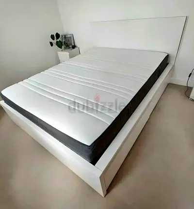 Ikea malm bed with matters 2 storage