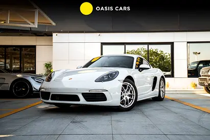 Porsche 718 Cayman 2023 Agency Warranty GCC 2.0L Turbo 4 Cylinders Low Mileage Full Service History
