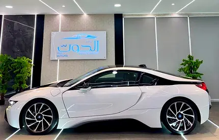 صورة 10 لـ 2015 BMW I8