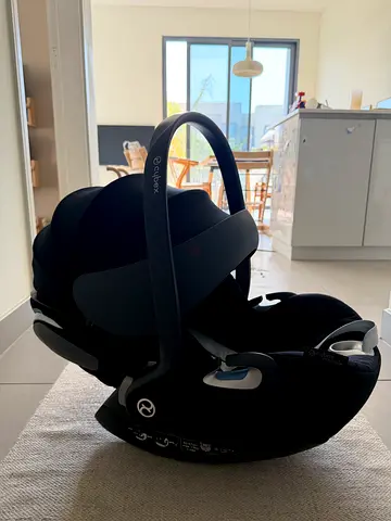 Cybex infant car seat (black) - great condition