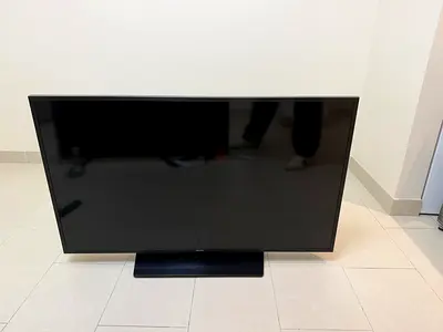 Samsung LED Flat Panel TV with Stand