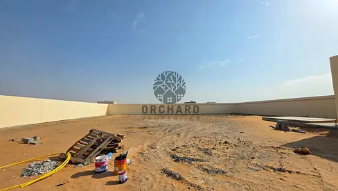 WONDERFUL/ 10000 SQFT WITHOUT ELECTRICITY / AVAILABLE