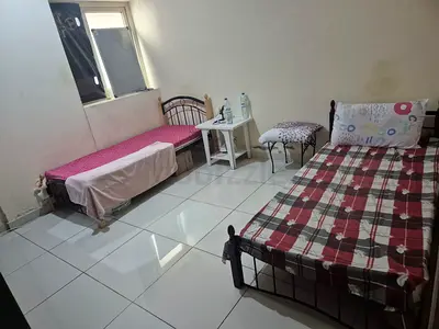 FURNISHED BED SPACE FOR EXECUTIVE MUSLIM BACHELORS NEAR SMALL NESTO
