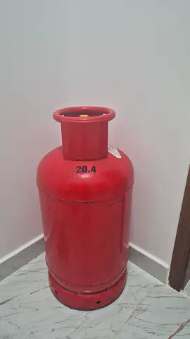 Used Red LPG Gas Cylinder (20.4) - Good Condition