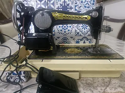 Singer Sewing machine for sale