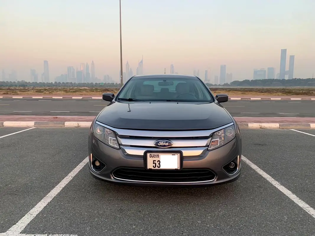 Ford Fusion 2012 — photo 1 of 10