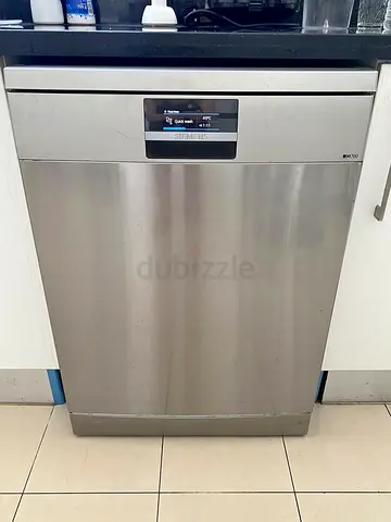 SIEMENS iQ700 Made in Germany Dishwasher 15 Place Settings Dishes